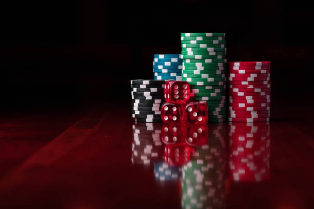 Bandar Poker hand ranking visual guide: pair, two pair, three of a kind, straight, flush progression